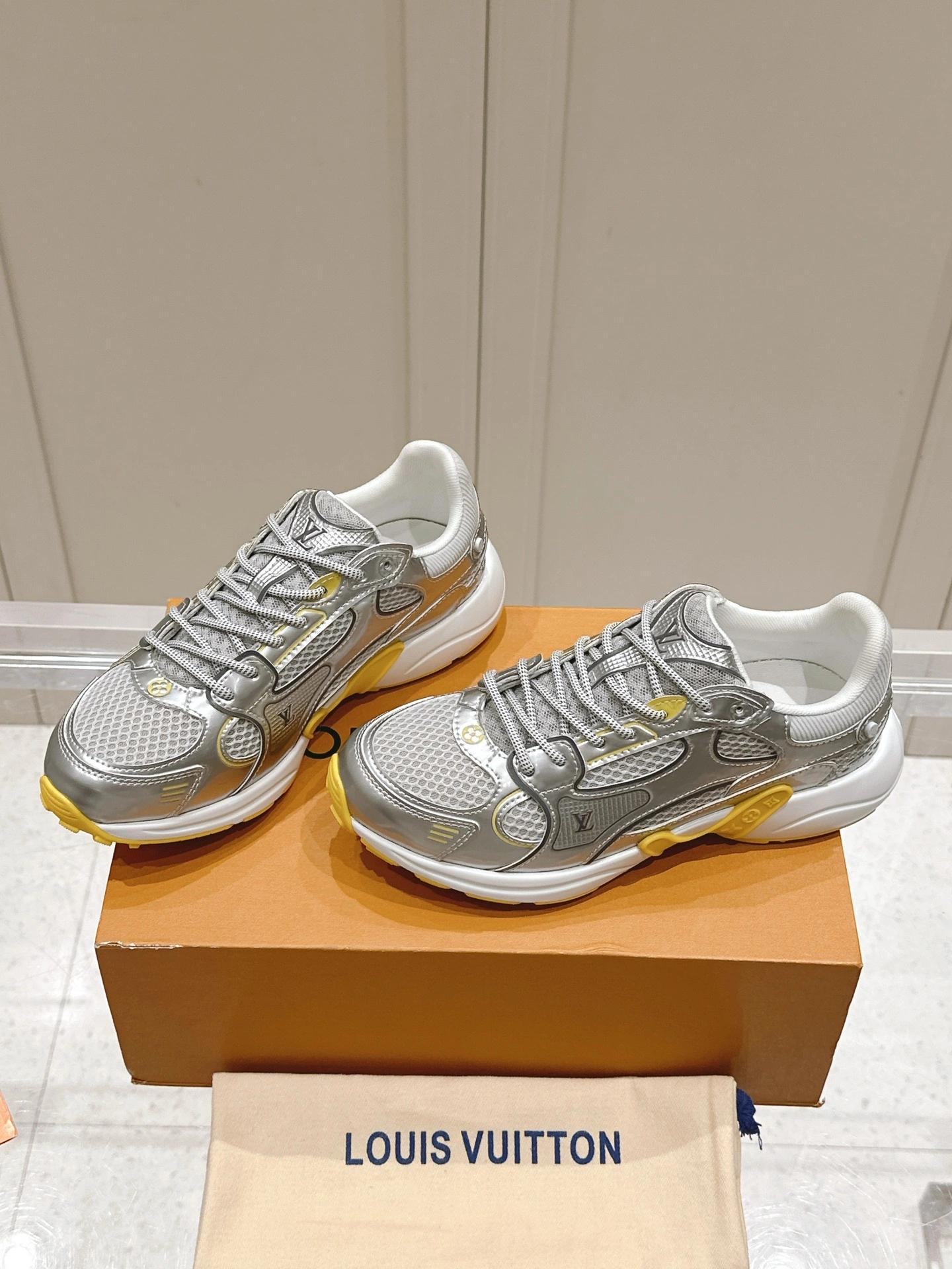 OOBB-- 8V 1AHOVQ Thick soles：3.5CM item:E-X062F0603